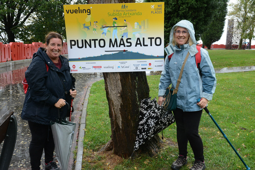 Foto 141 de la avituallamiento y mirador - Galería de la Subida a Artxanda 2019